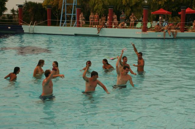 i/Kranj/Absolvent08/08-WaterCity/absolvent 1997.jpg_640.jpg